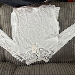Chic White Lace Blouse